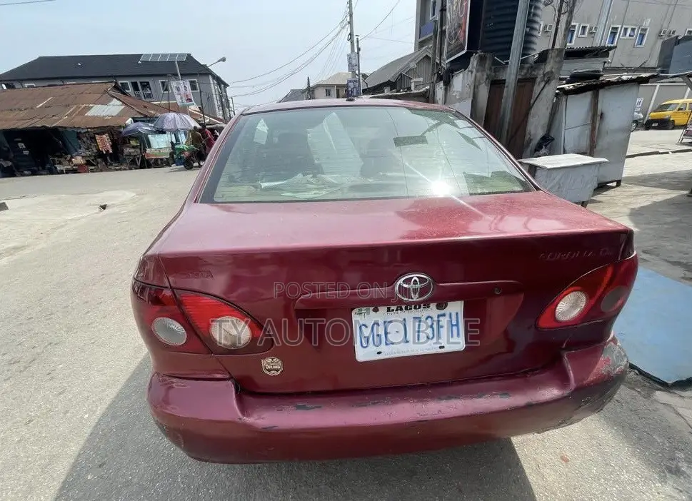 Toyota Corolla 2005 Red