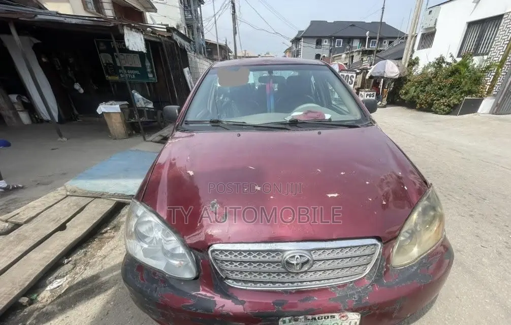 Toyota Corolla 2005 Red
