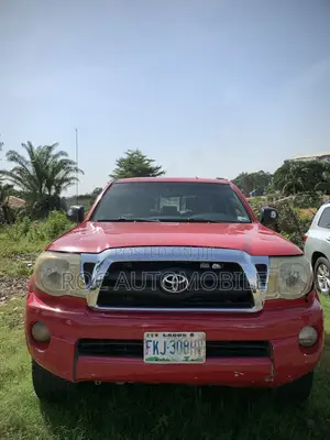 Toyota Tacoma 2005 Red