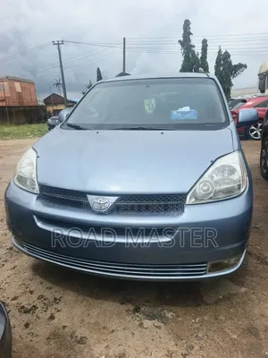 Toyota Sienna 2005 Blue