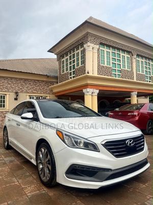 Hyundai Sonata Limited 2.0T 4dr Sedan (2.0L 4cyl Turbo 6A) 2015 White