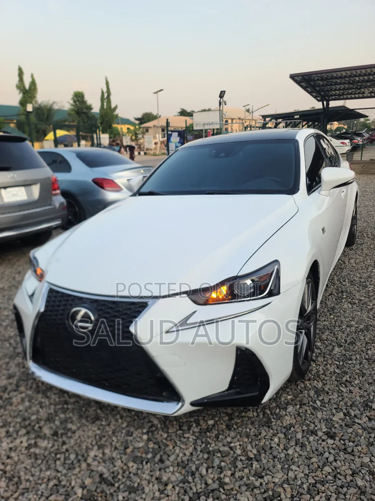 Lexus IS 300 AWD 2017 White