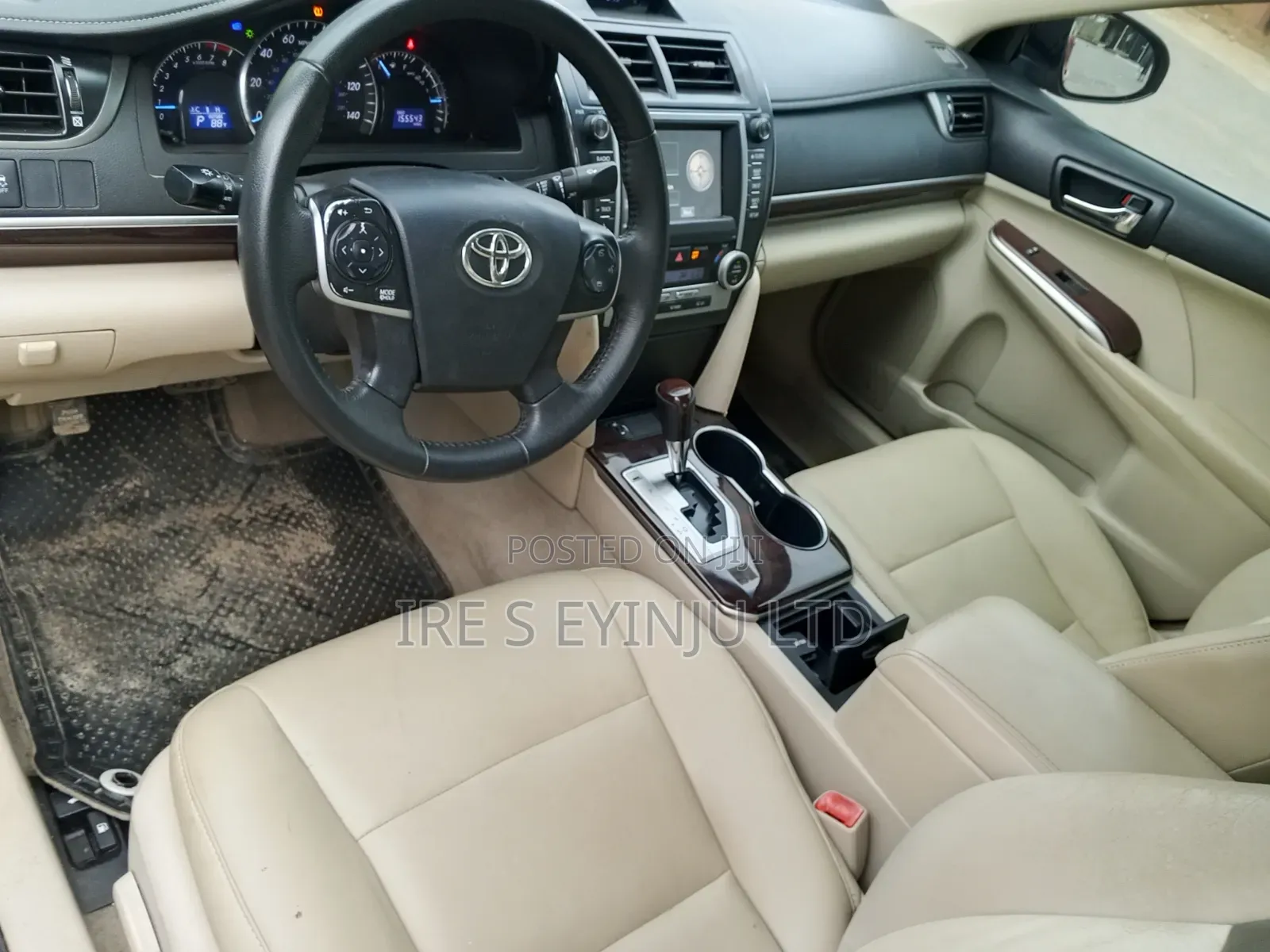 Toyota Camry 2012 Red
