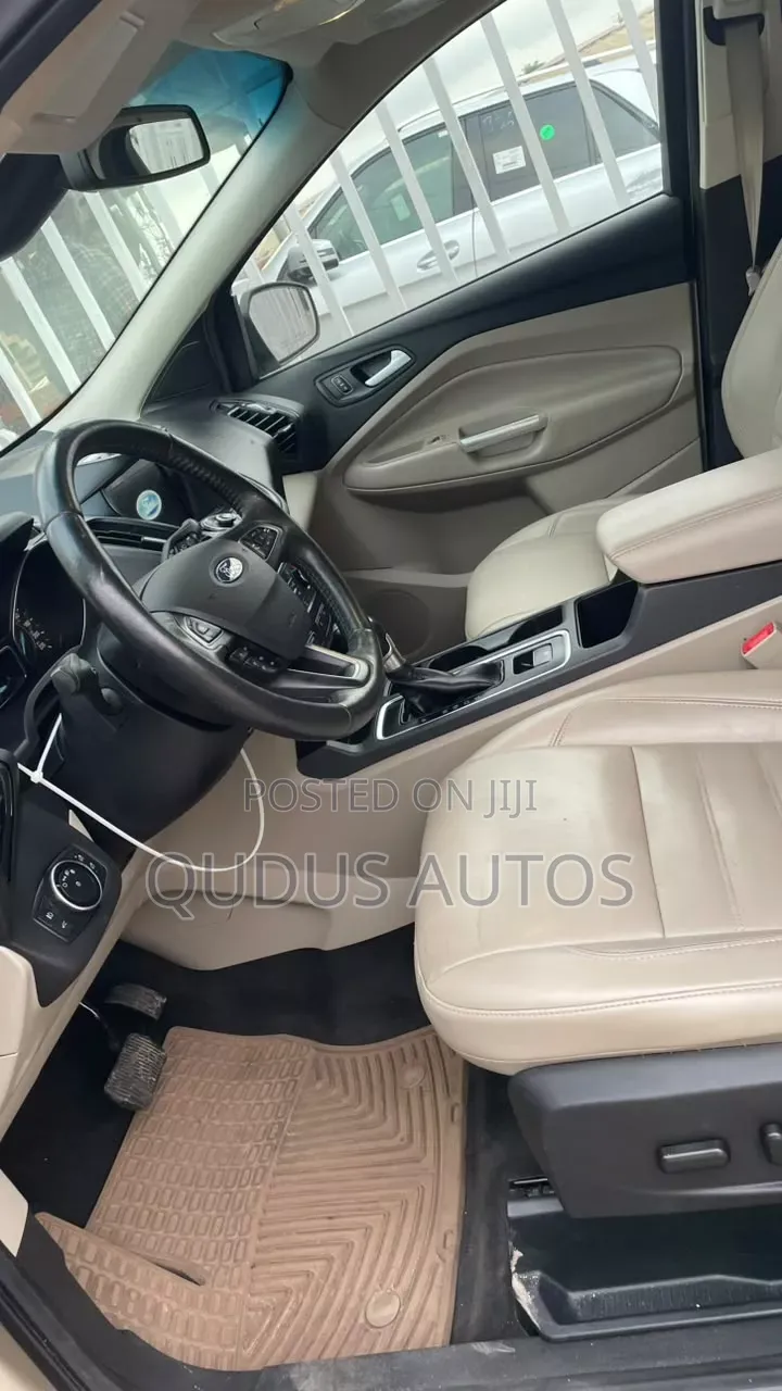 Ford Escape 2017 Brown