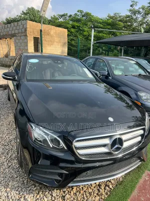Mercedes-Benz E300 2018 Black