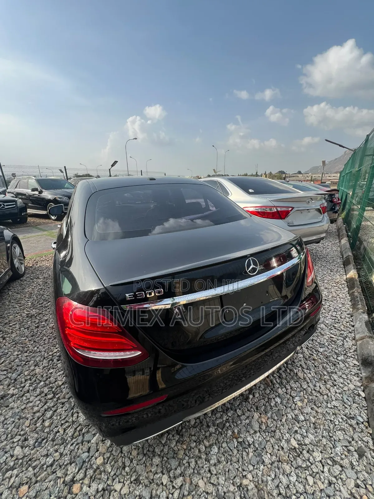 Mercedes-Benz E300 2018 Black