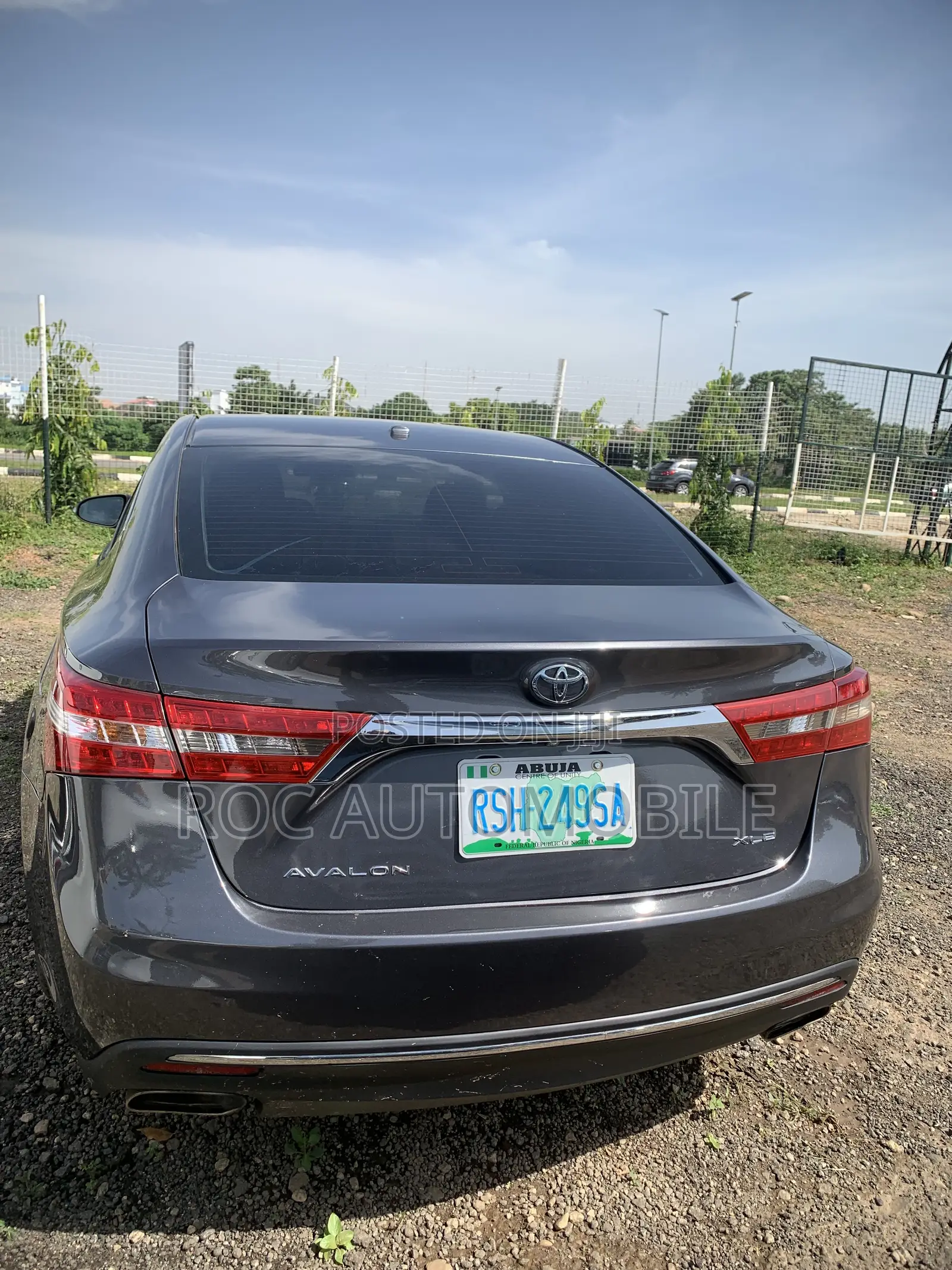 Toyota Avalon 2016