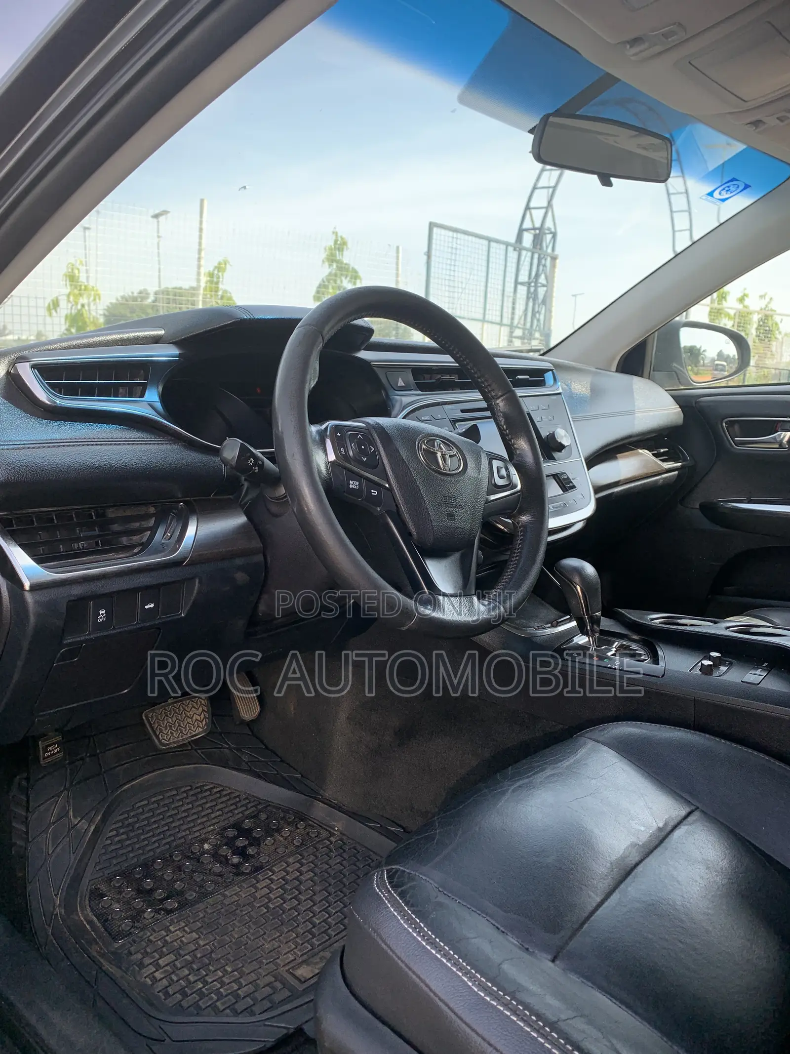 Toyota Avalon 2016