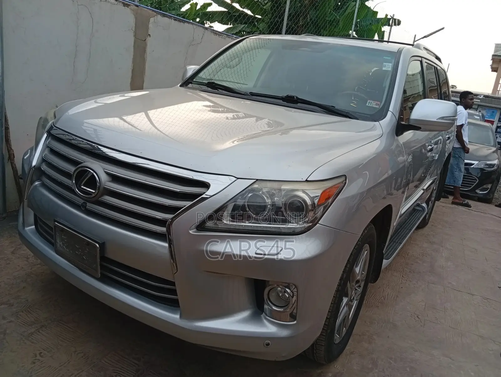 Lexus LX 570 AWD 2013 Silver
