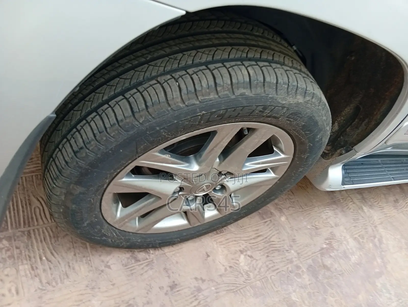 Lexus LX 570 AWD 2013 Silver