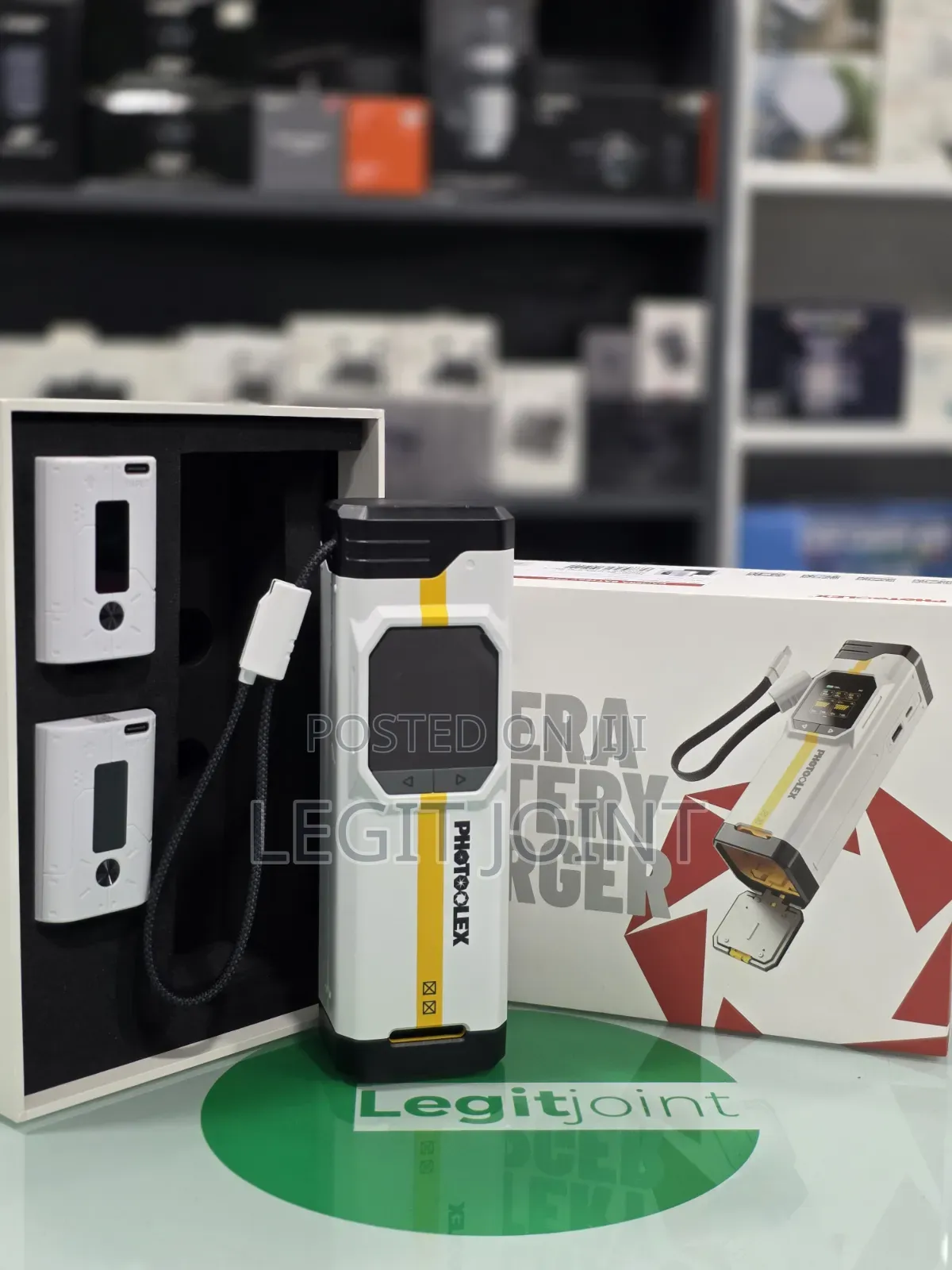 Photoolex Camera Battery Charger Kit