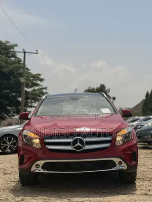 Mercedes-Benz GLA 250 2016 Red