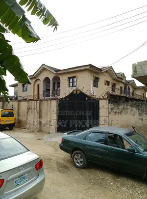 3bdrm Apartment in Agric Ikorodu for rent