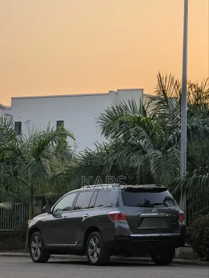 Toyota Highlander Limited 2012 Green