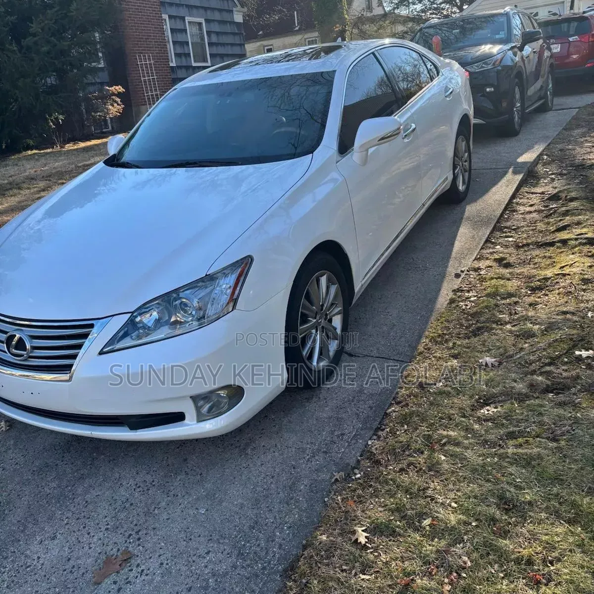 Lexus ES 350 2012 White