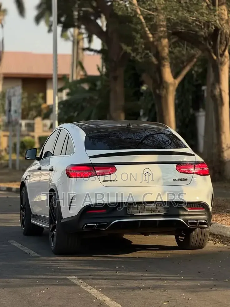 Mercedes-Benz GLE-Class 2017 White