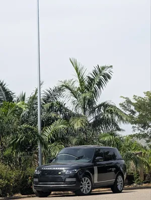 Land Rover Range Rover Vogue 2014 Black