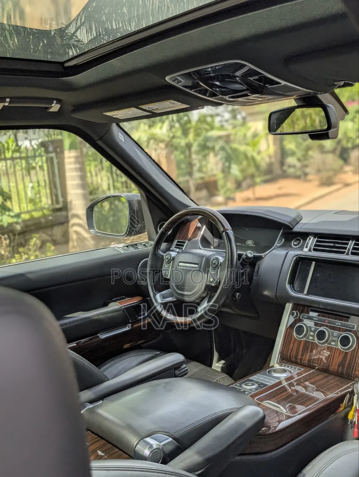 Land Rover Range Rover Vogue 2014 Black