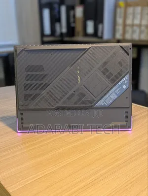 Laptop Asus ROG Zephyrus G16 16GB Intel Core i9 SSD 1T
