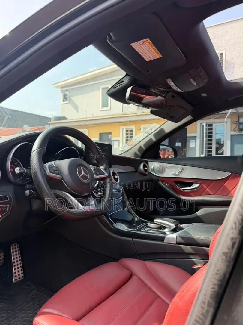 Mercedes-Benz C400 4Matic AWD Sedan (3.0L V6 7A) 2015 Black