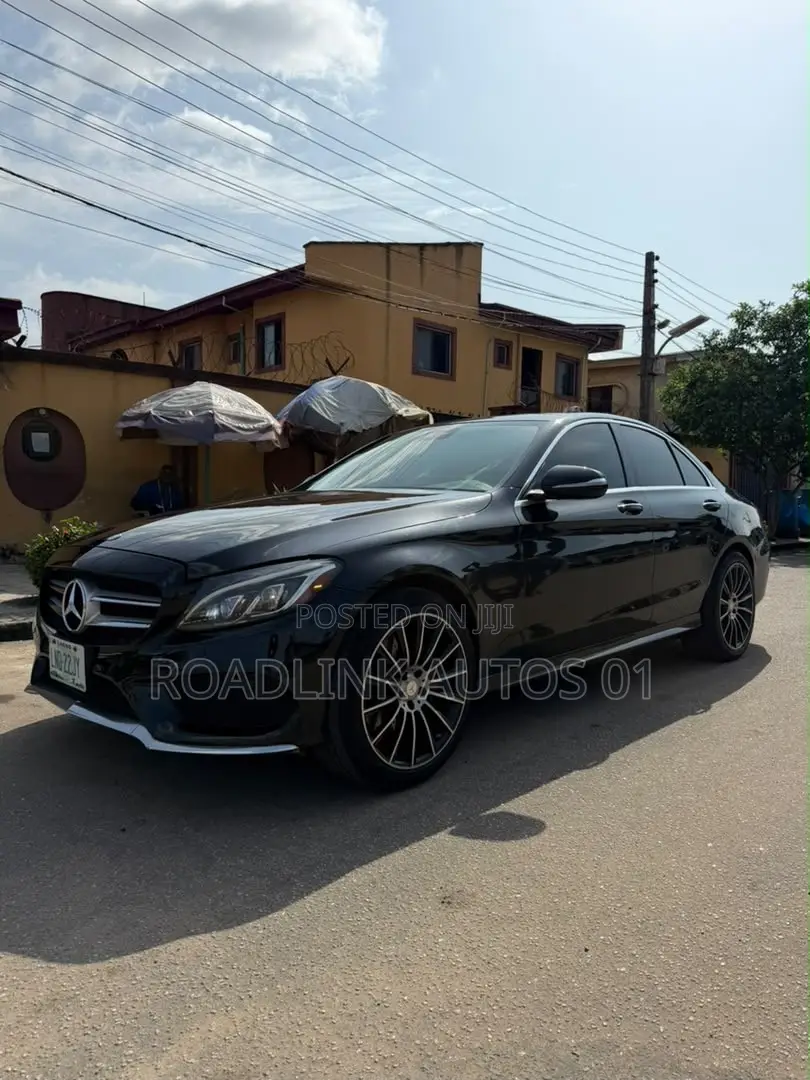 Mercedes-Benz C400 4Matic AWD Sedan (3.0L V6 7A) 2015 Black