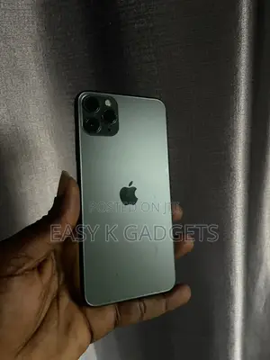 New Apple iPhone 11 Pro Max 64 GB Red