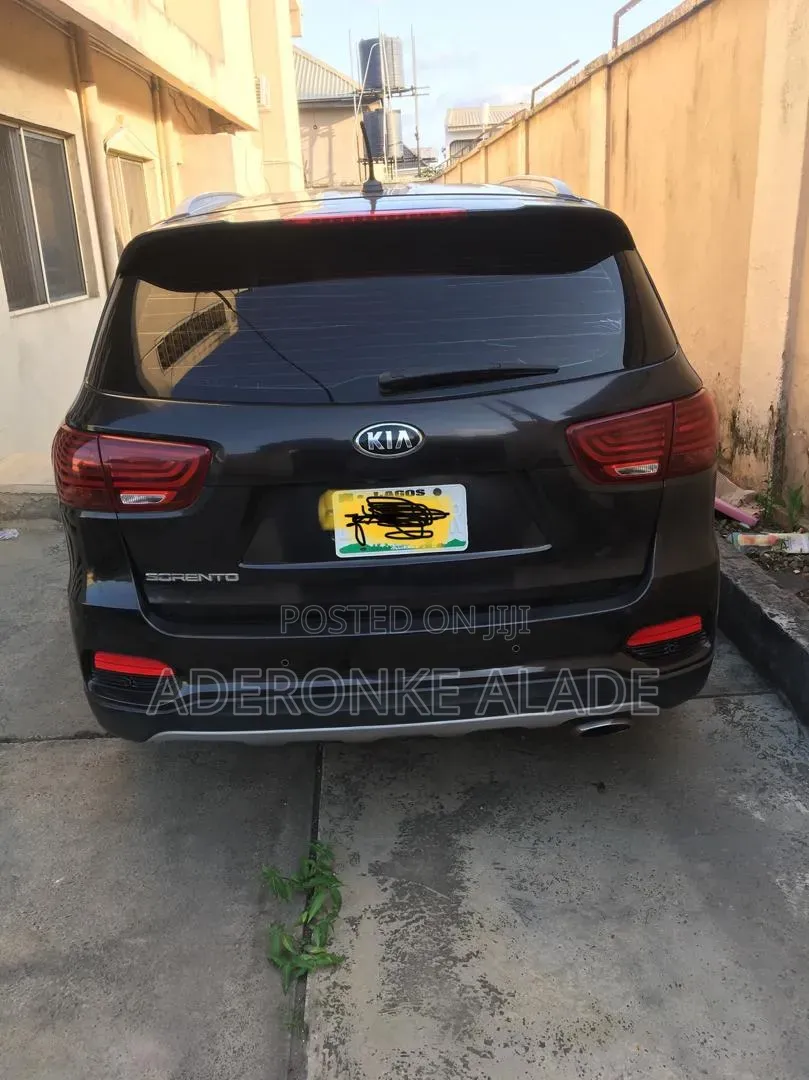 Kia Sorento 2020 Black