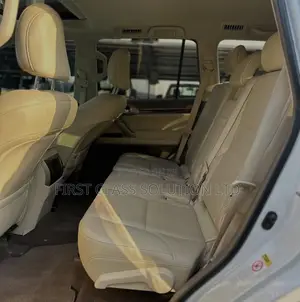 Lexus GX 2012 White