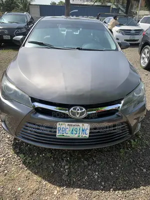 Toyota Camry 2016