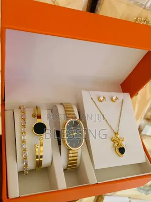 Elegant Gold-Tone Ladies' Jewelry for Parties & Special Occasions 