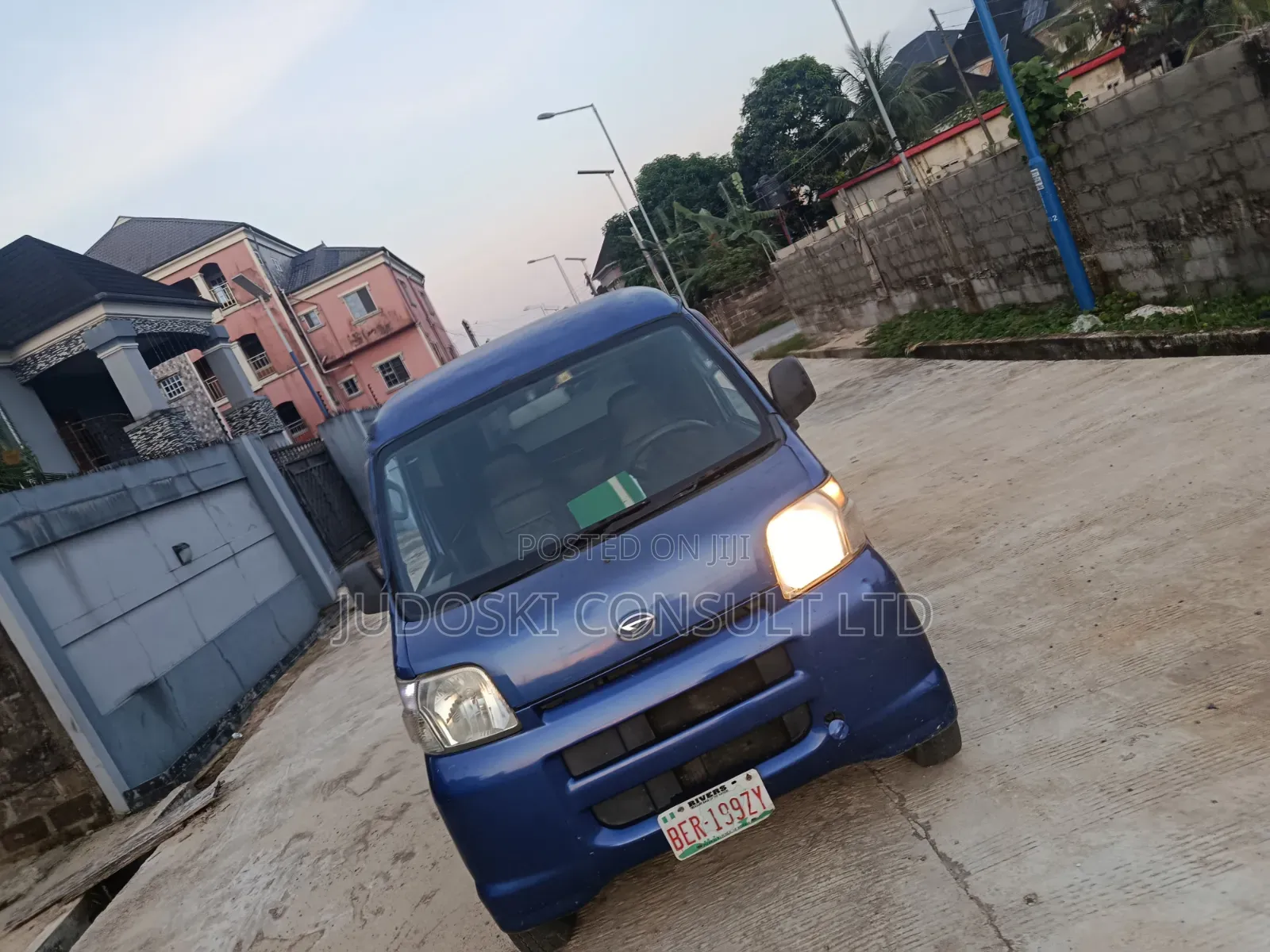 Daihatsu Hijet 2012 Blue