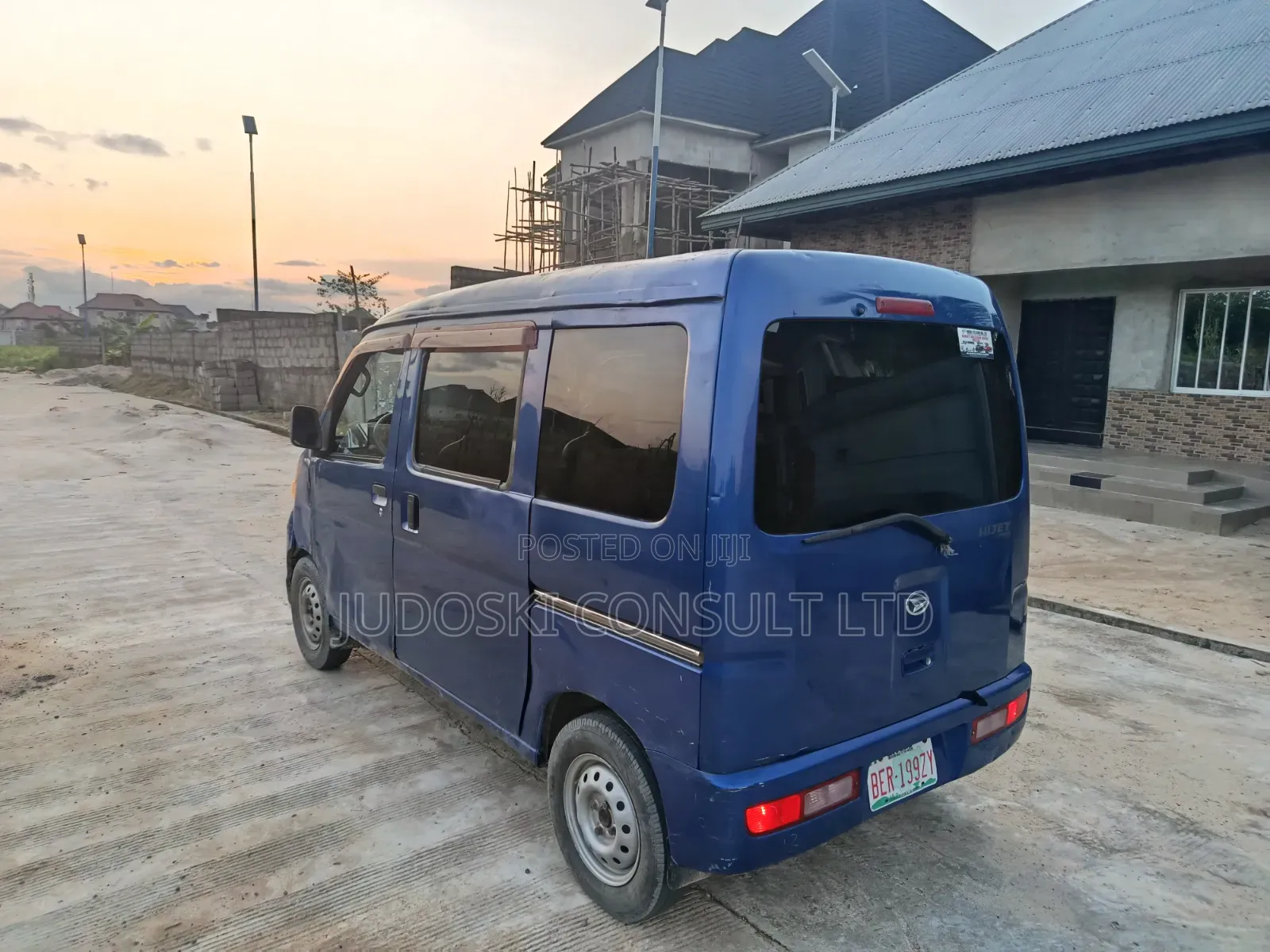 Daihatsu Hijet 2012 Blue
