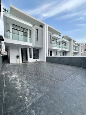4bdrm Duplex in Ikota Lekki Lagos for sale