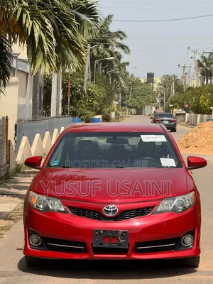 Toyota Camry 2014 Red