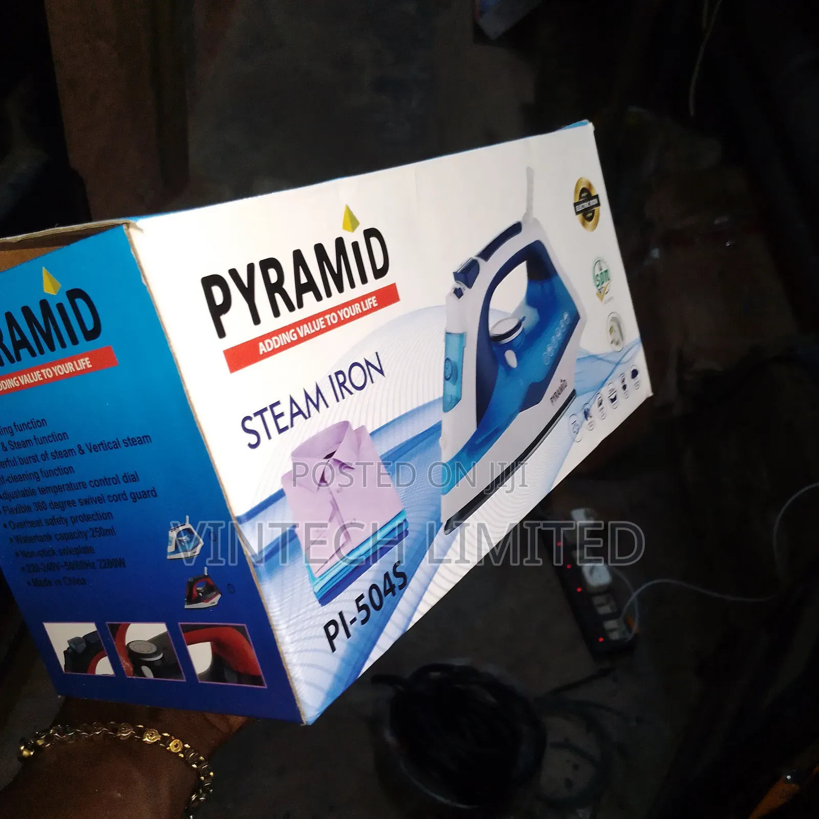 Pyramid Electric Steam Iron
