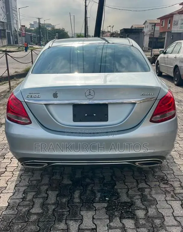 Mercedes-Benz C300 2015 Silver