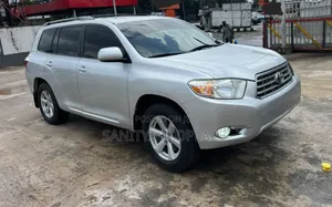 Toyota Highlander Limited 2010 Silver