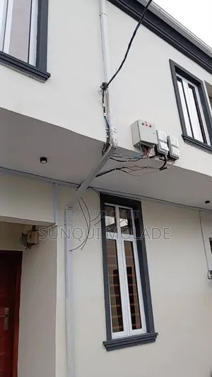 3bdrm Duplex in Omole Phase 2 for rent