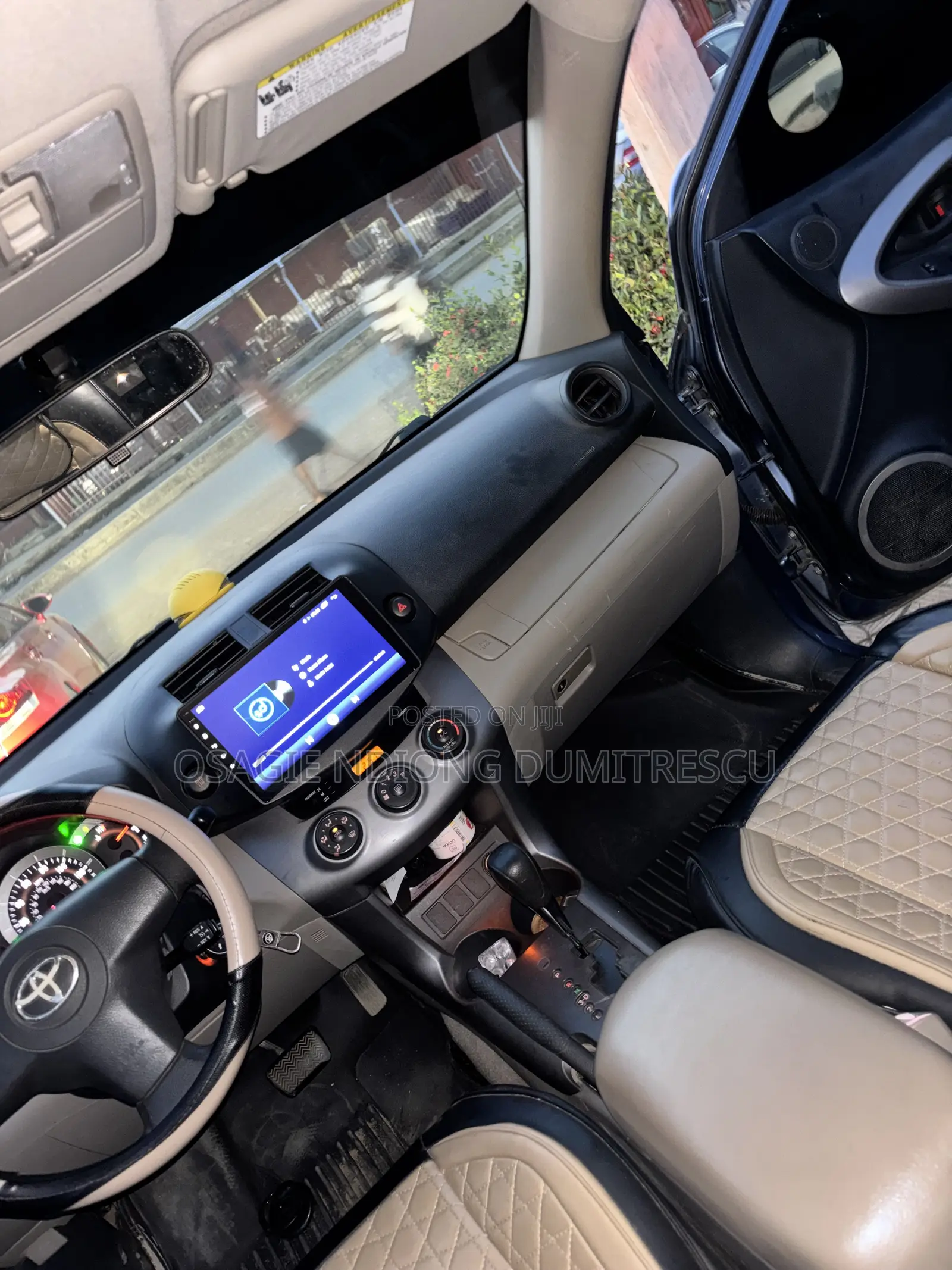 Toyota RAV4 2010 Blue