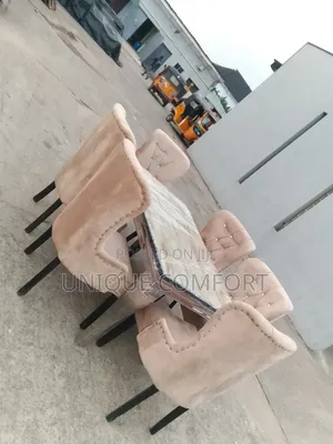 Top Quality 6 Seaters Marble Top Dining Set