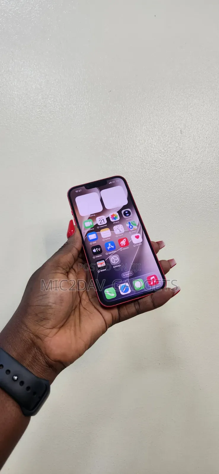 Apple iPhone 13 256 GB Red