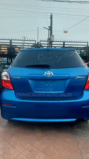Toyota Matrix XR Hatchback FWD (1.8L 4cyl 4A) 2008 Blue