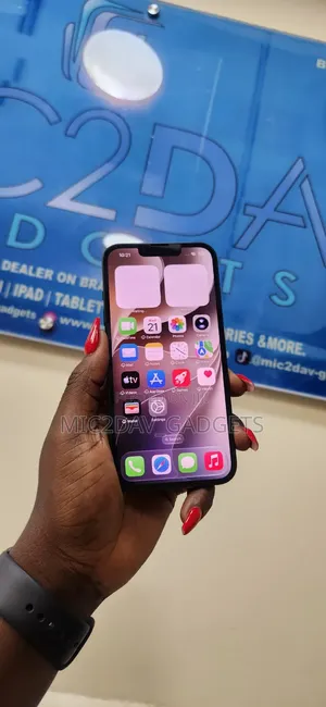 Apple iPhone 13 256 GB Green