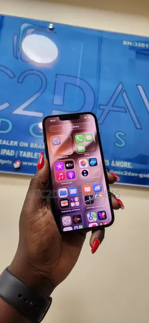 Apple iPhone 13 256 GB Green