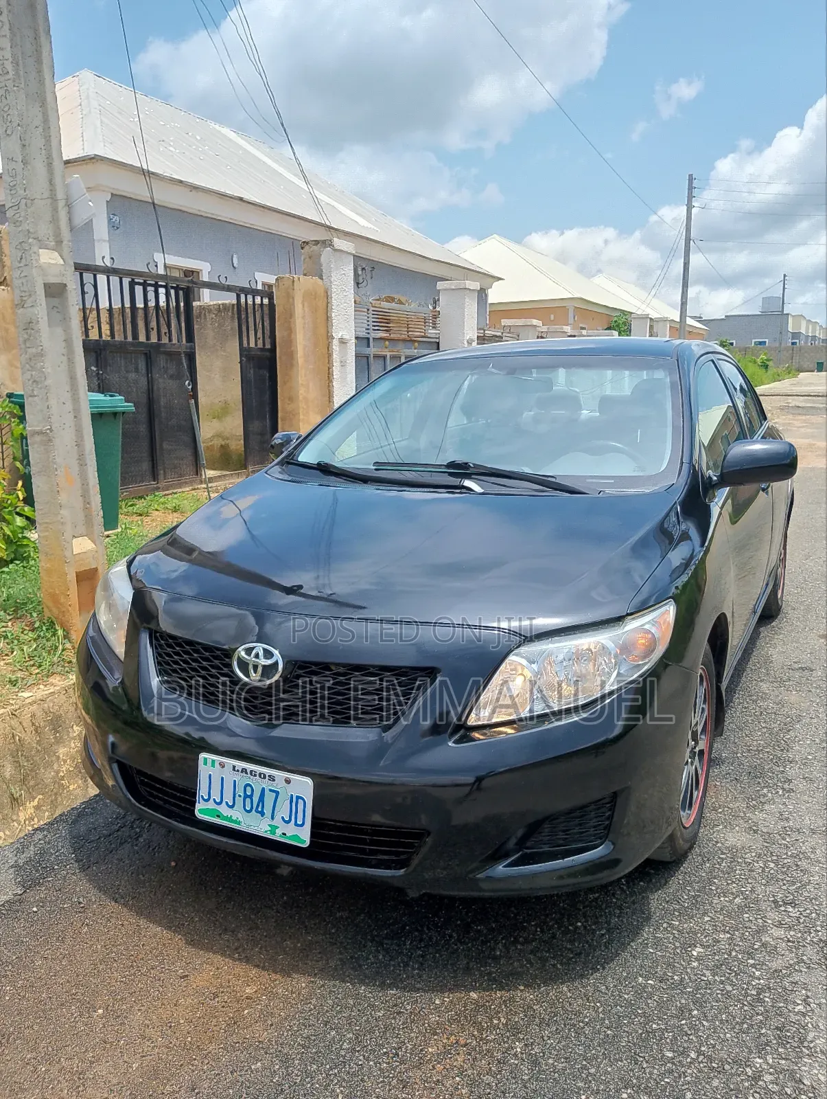 Toyota HiAce 2010 Black