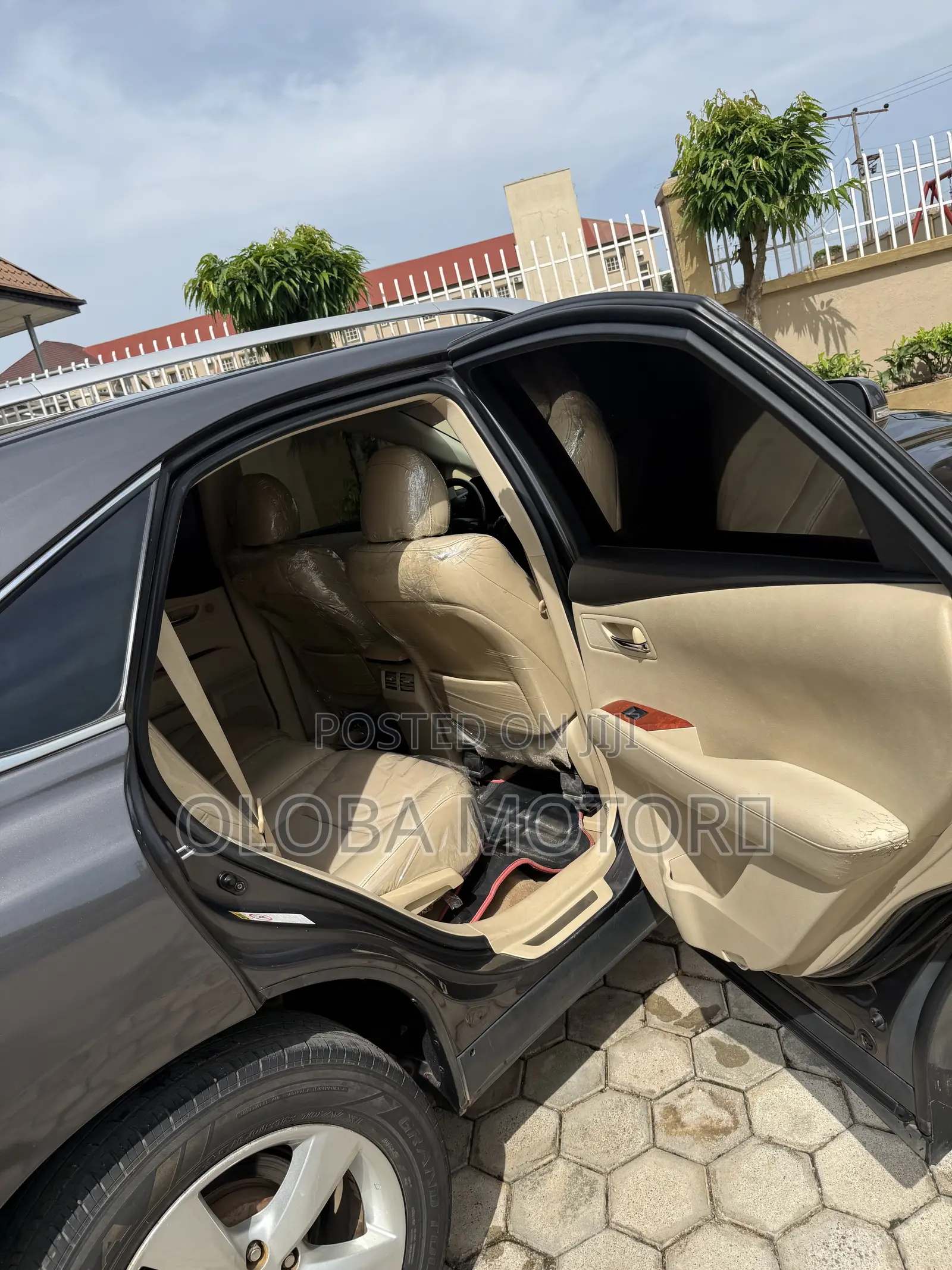 Lexus RX 350 2011 Gray