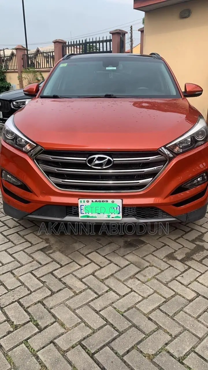 Hyundai Tucson Limited AWD 2017 Red