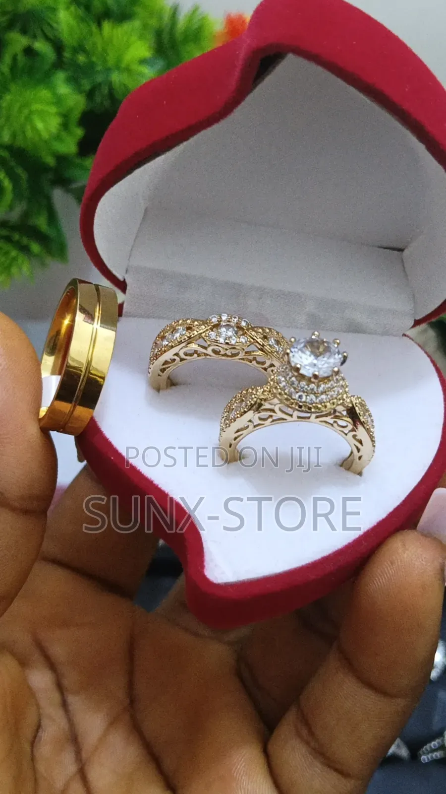Gold Wedding Ring Set