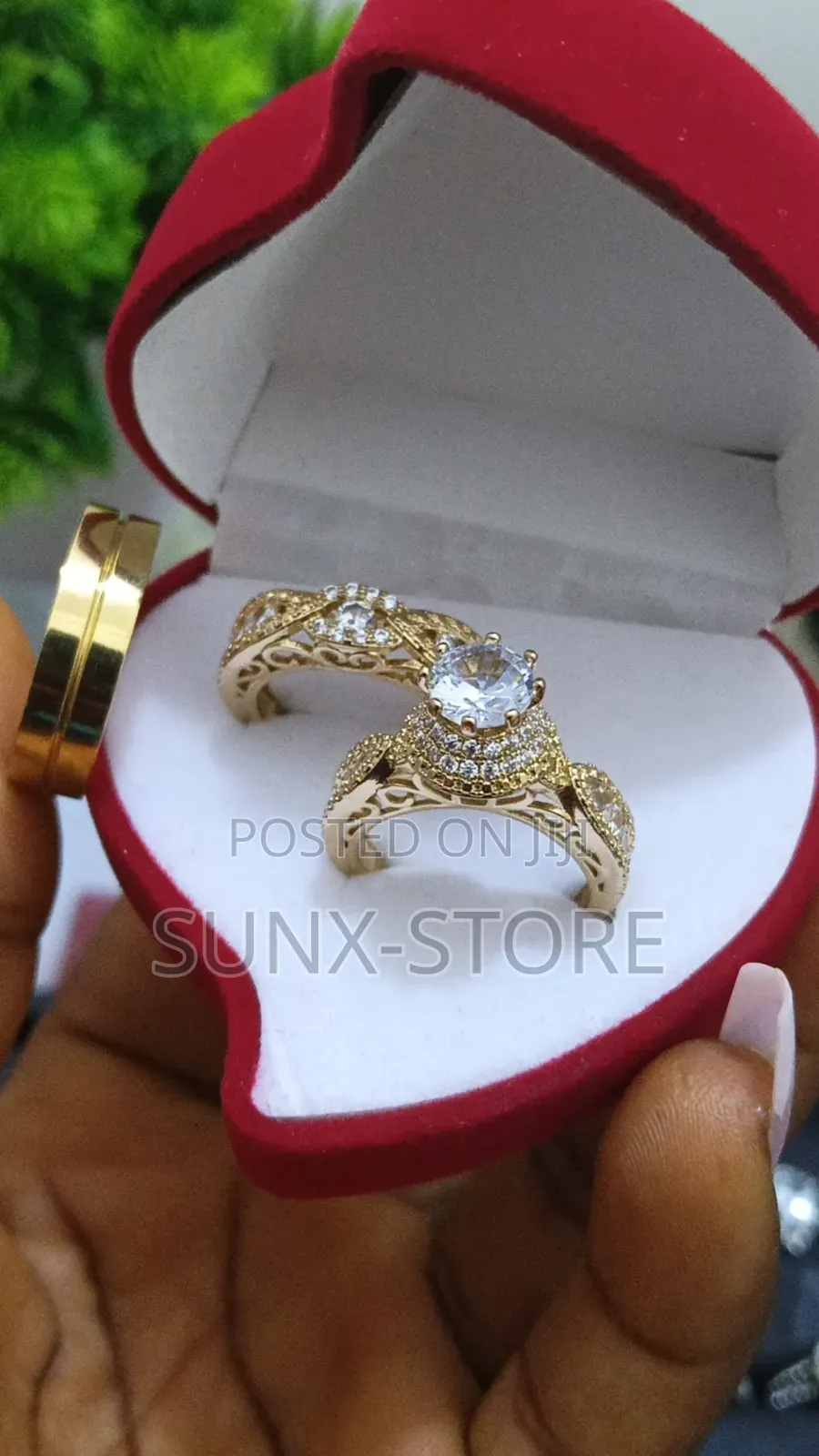Gold Wedding Ring Set