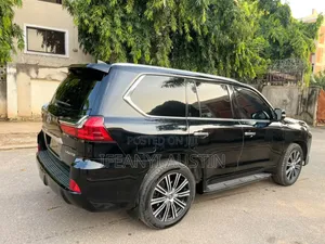 Lexus LX 2020 Black